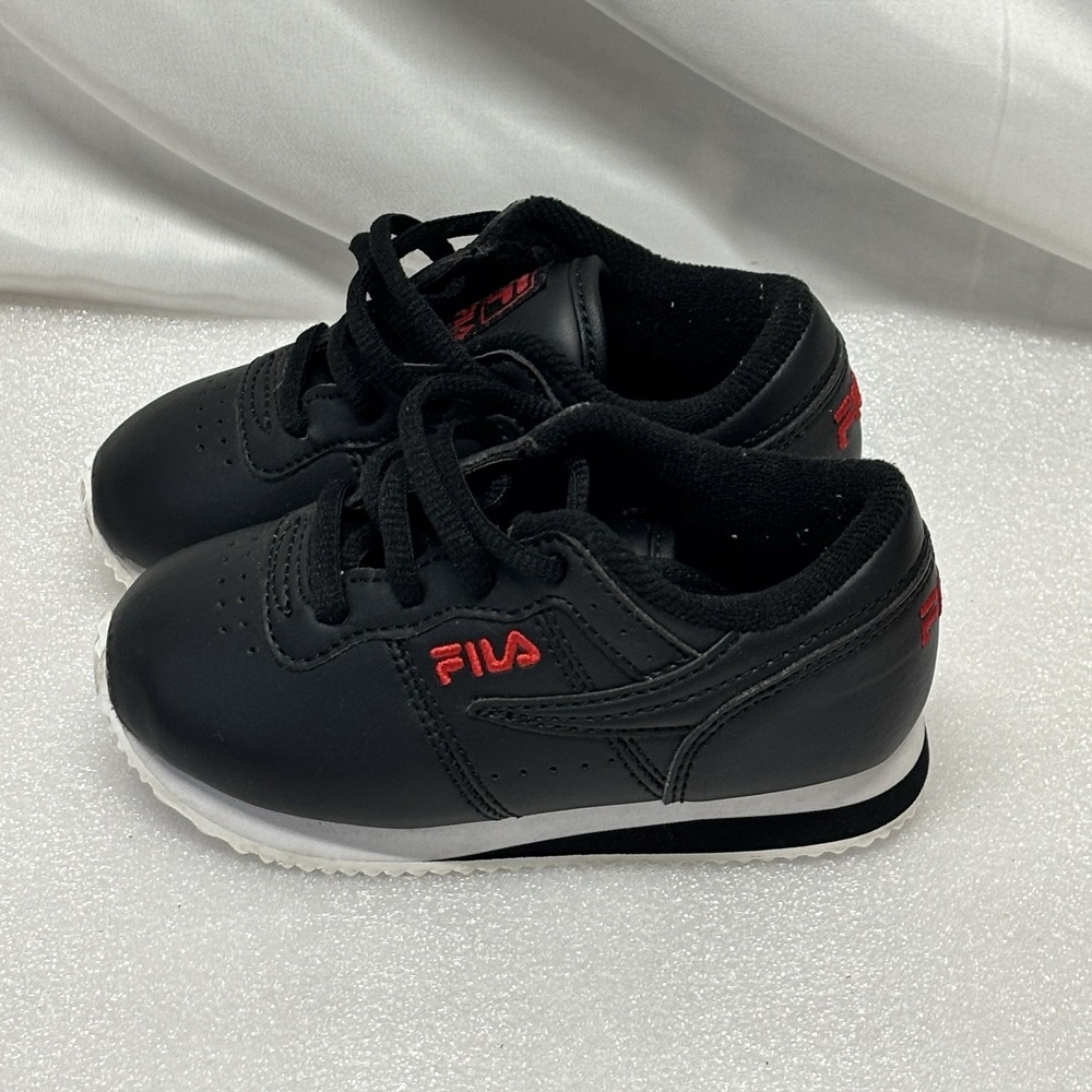 Toddler FiLA Tennis Shoes Size 8 Black/white New W/O Box